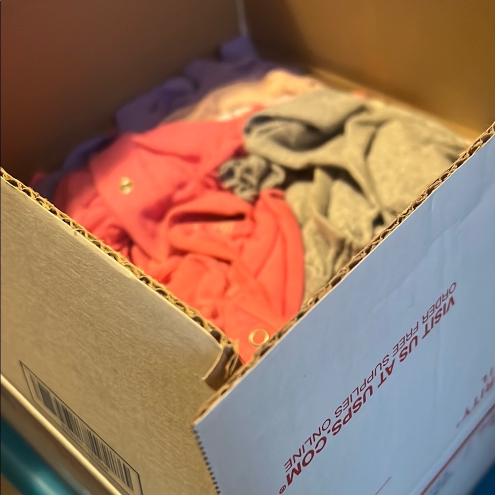 5lb bundle of baby girl clothes!